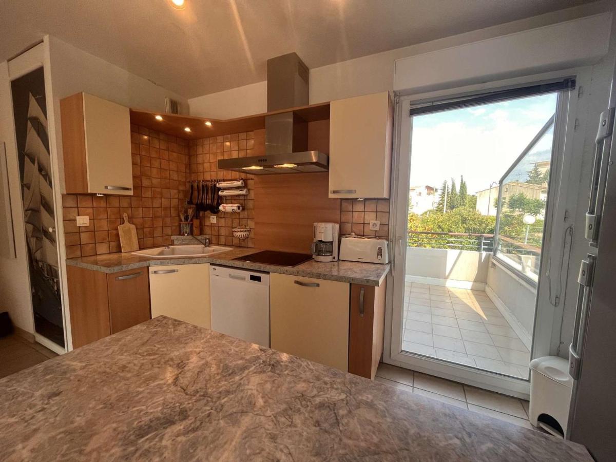 Lumineux A 1,5 Km De La Avec 2 Terrasses - - Fr-1-226a-159 Fréjus